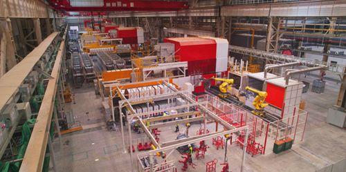 特斯拉終成巨頭,它滿足外界的期待了嗎